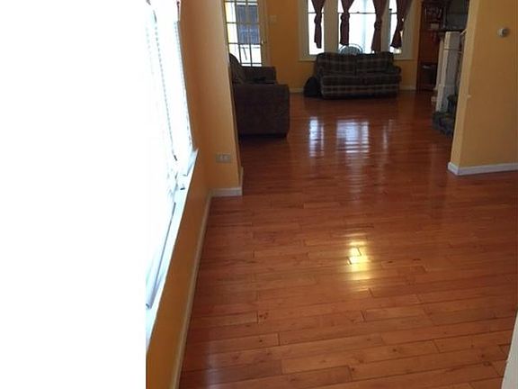 4th image of 259 E Westmoreland St