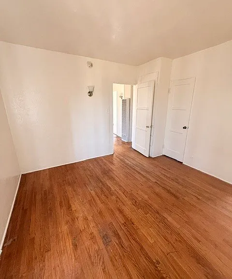 1402 W 78th St — Photo 4