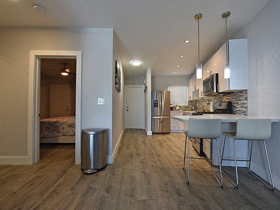 5th image of 7910 West Dr #216