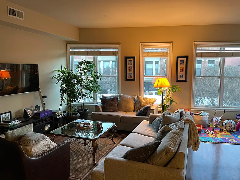 34 E Main St #B — Photo 9
