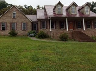 1996 Carters Valley Rd, Surgoinsville, TN 37873