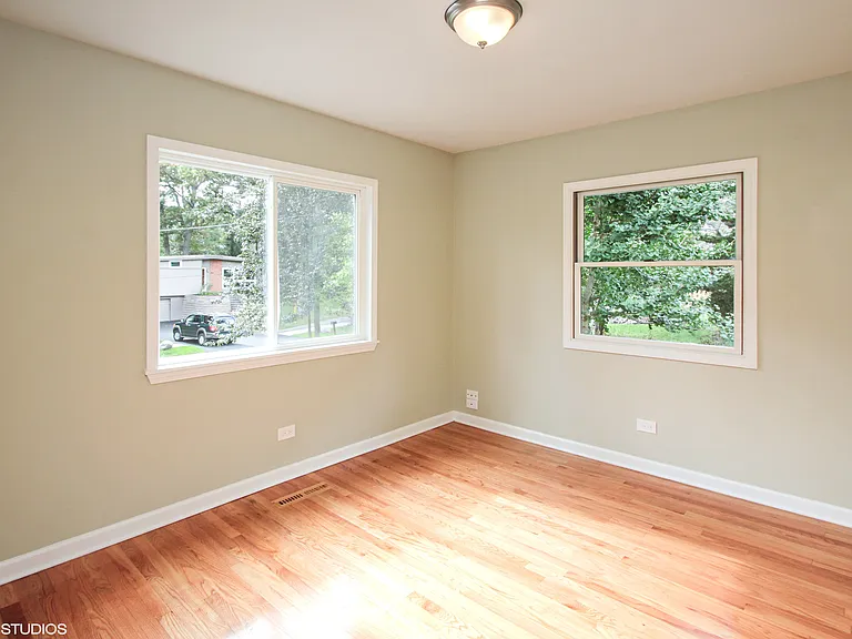 760 Summit Rd — Photo 12