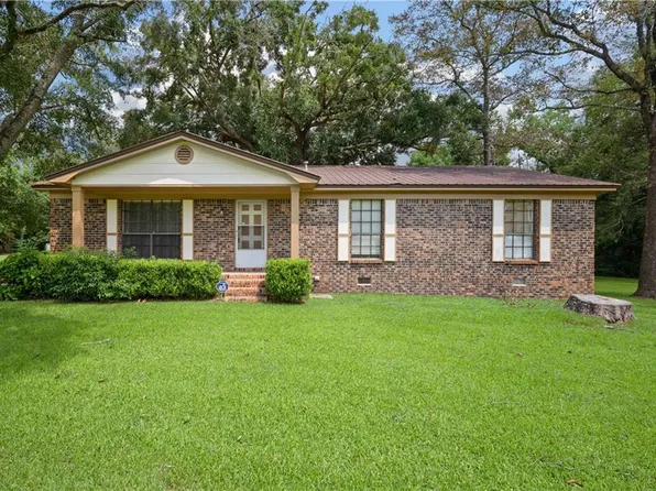 4757 W Villa Dr, Theodore, AL 36582