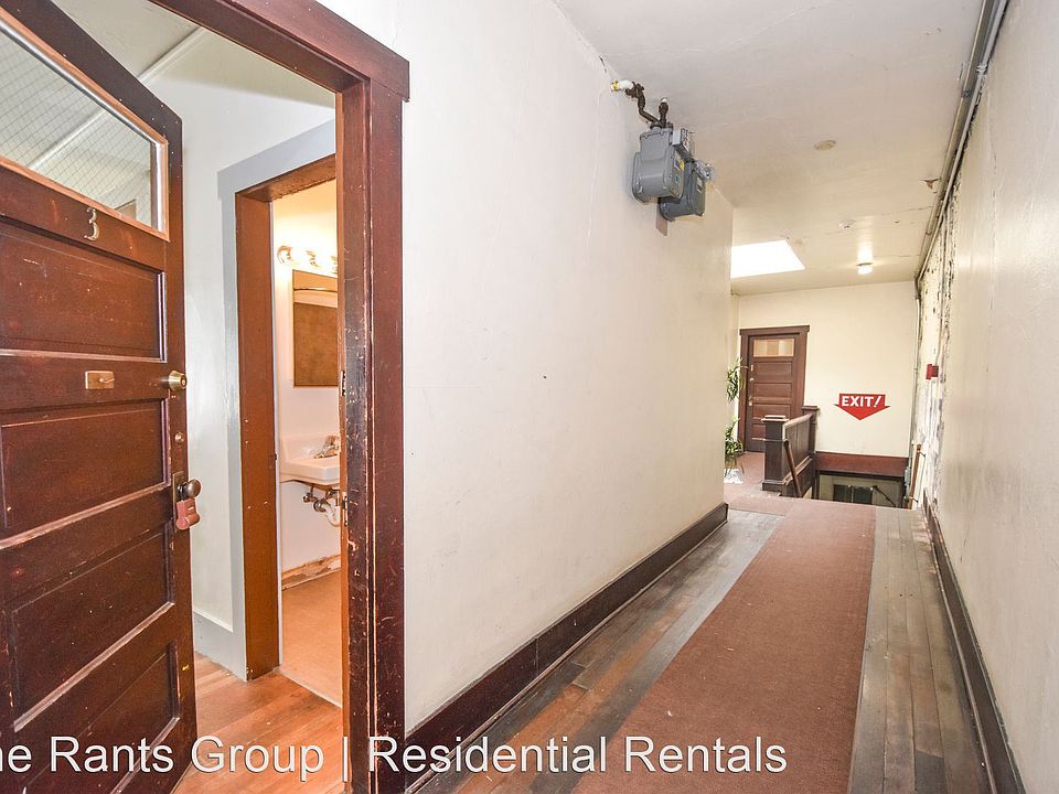 1st image of 512 4th Ave E Unit 3