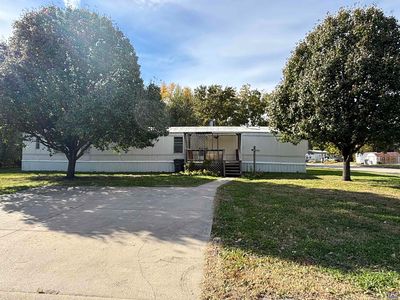 413 Eveningside Dr, Emporia, KS, 66801