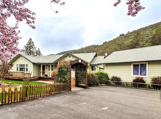 9701 Cram Gulch Rd, Yreka, CA 96097