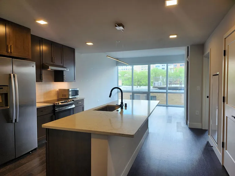 The Adria 179 W. Wilson St. — Photo 41