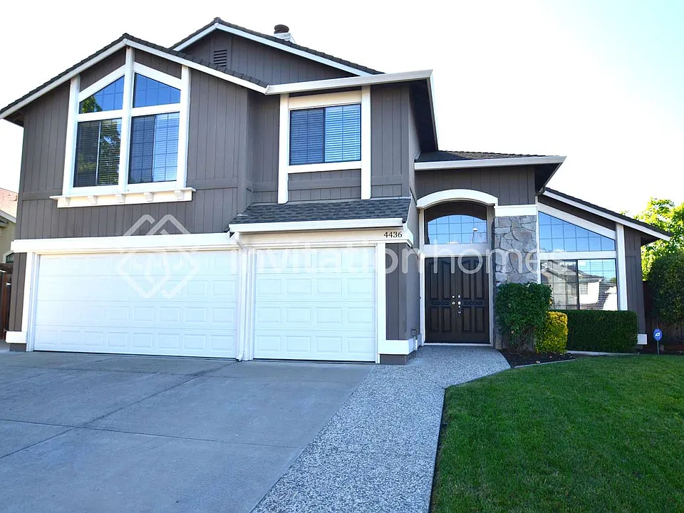 4436 Deerfield Dr
