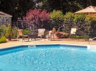 5 Devon Ct, Haddonfield, NJ 08033