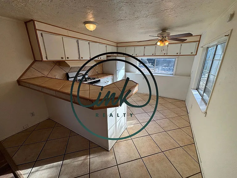3289 Penrod Ln — Photo 15
