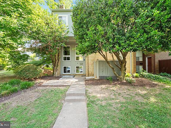 3rd image of 11041 Saffold Way