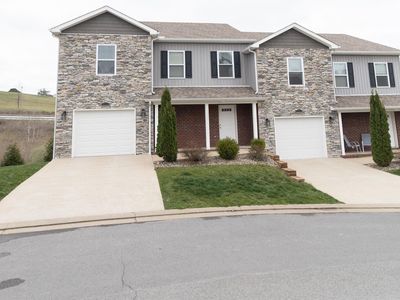 204 N Mimosa Ln #204, Bridgeport, WV, 26330