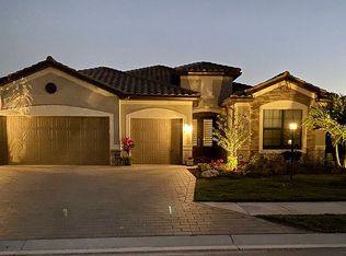 15608 White Linen Dr, Bradenton, FL 34211