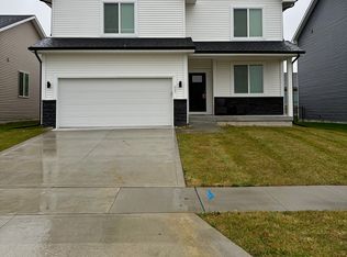 607 Oak Ridge Dr, Ankeny, IA 50021