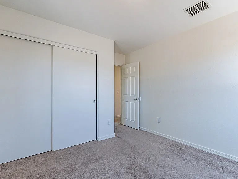 1083 W Calle Vista De Suenos — Photo 38