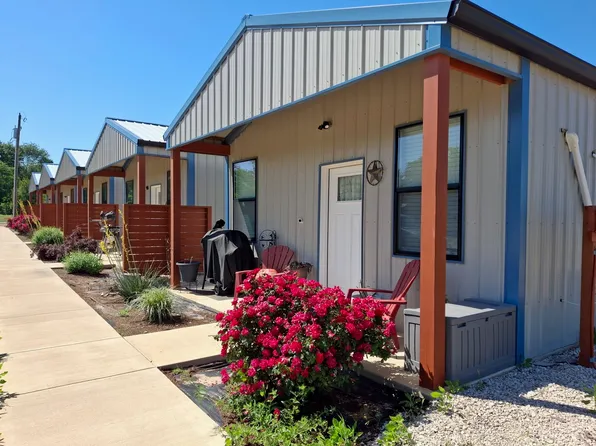 Mini Cabins, 19088 County Road 4116, Lindale, TX 75771