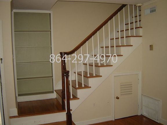 2nd image of 100 Lewis Dr Unit 18D
