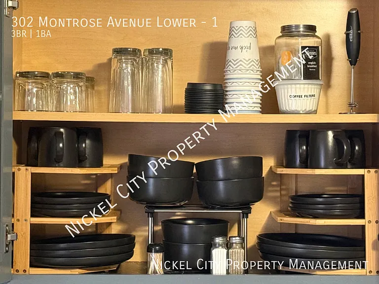 302 Montrose Ave #1 — Photo 6