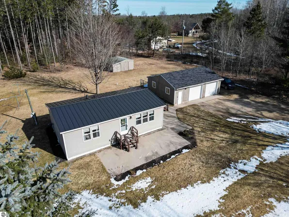 4691 Voice Rd, Kingsley, MI 49649