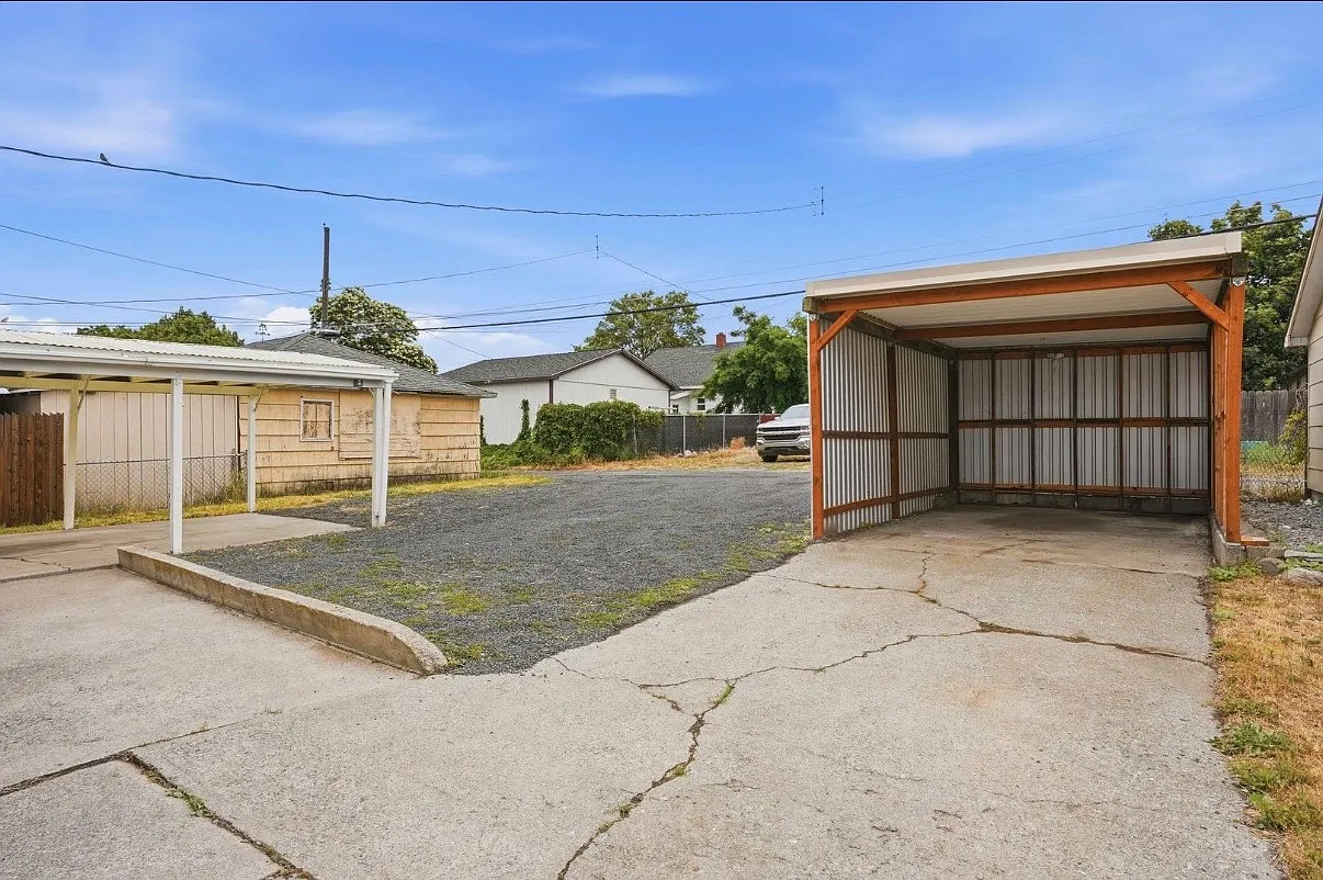 2 bed, 1197 sqft, $1,750 — Photo 4