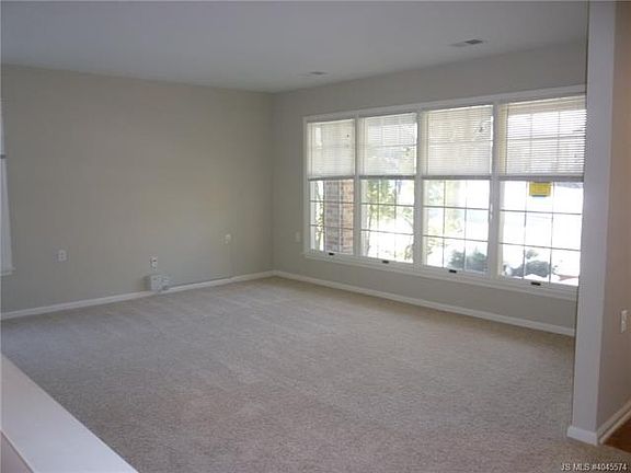 5th image of 1531 Serrata Way
