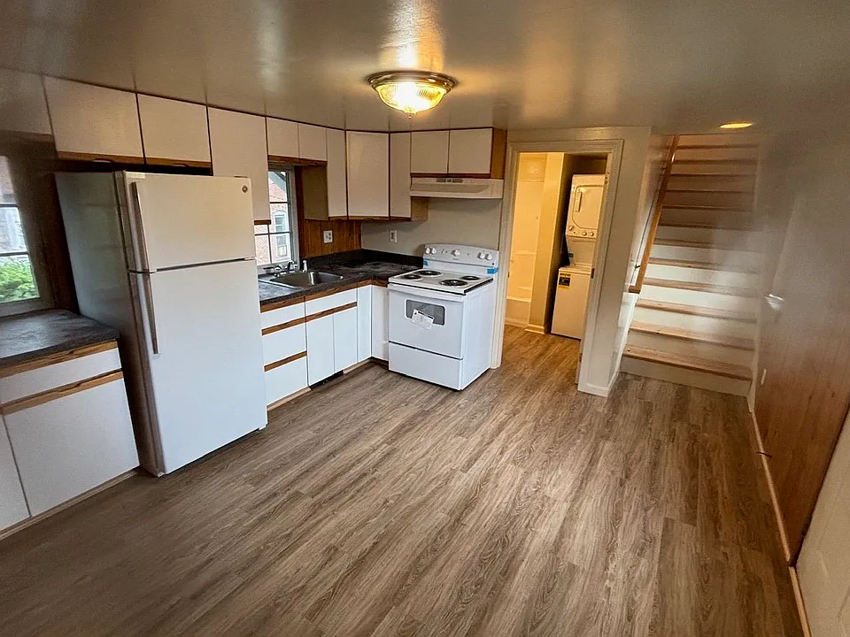 227B Main St