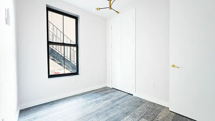 Rented by Jankos Group LLC | media 8