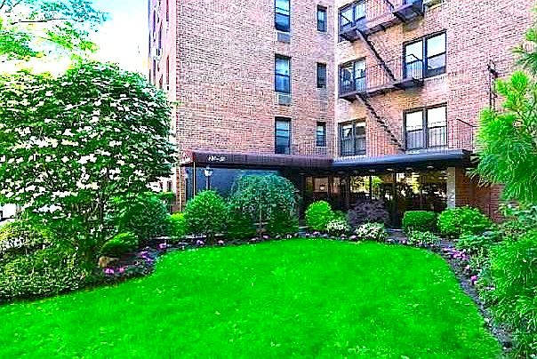 1st image of 14050 Burden Cres APT 4K