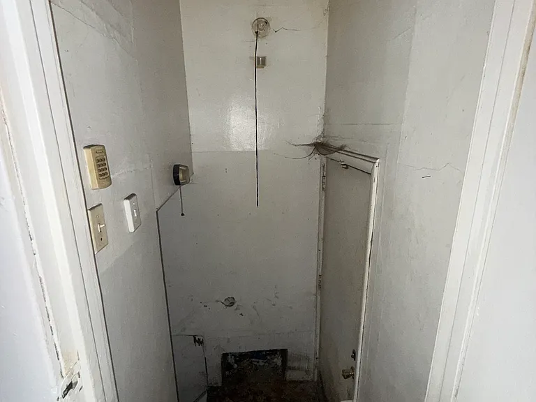 2433 Pennsylvania Ave — Photo 7