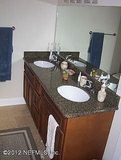 5th image of 314 E 4th St