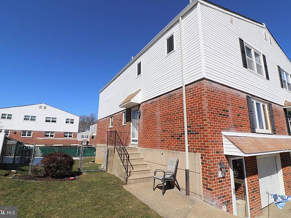 3rd image of 13064 Kelvin Ave