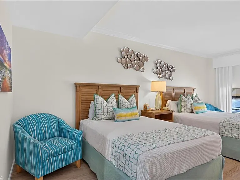 4451 Gulf Shore Blvd N #1604 — Photo 38