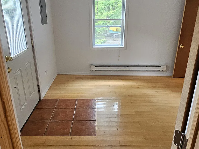 19 Aldow St — Photo 14