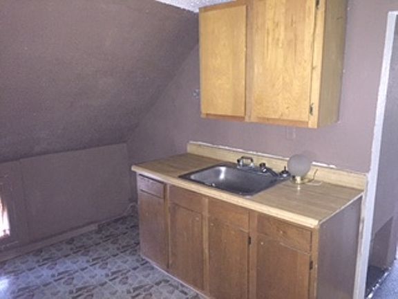 3rd image of 600 N Howard St