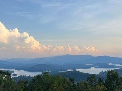 13 E Bell Lake Vw, Hayesville, NC, 28904