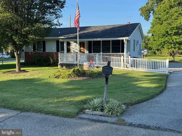 125 Price St, Centreville, MD 21617