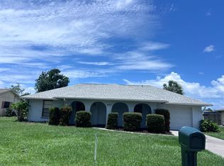 435 Belmont Ave, Venice, FL 34293