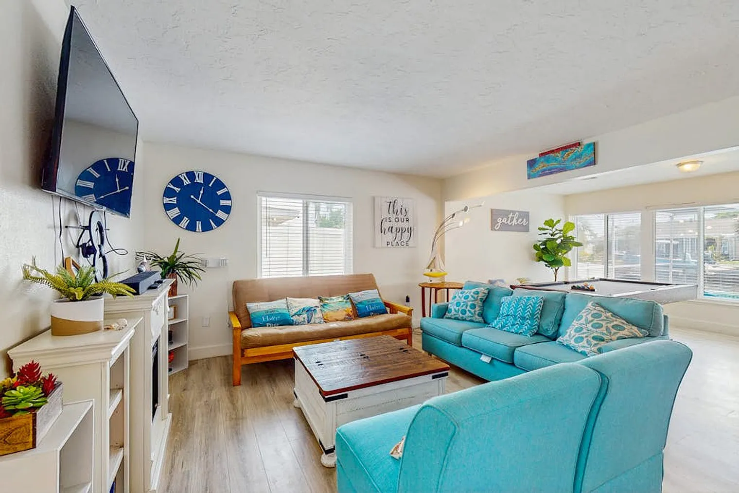 3 bed, 2.0 bath, 1560 sqft, $5,886 — Photo 1