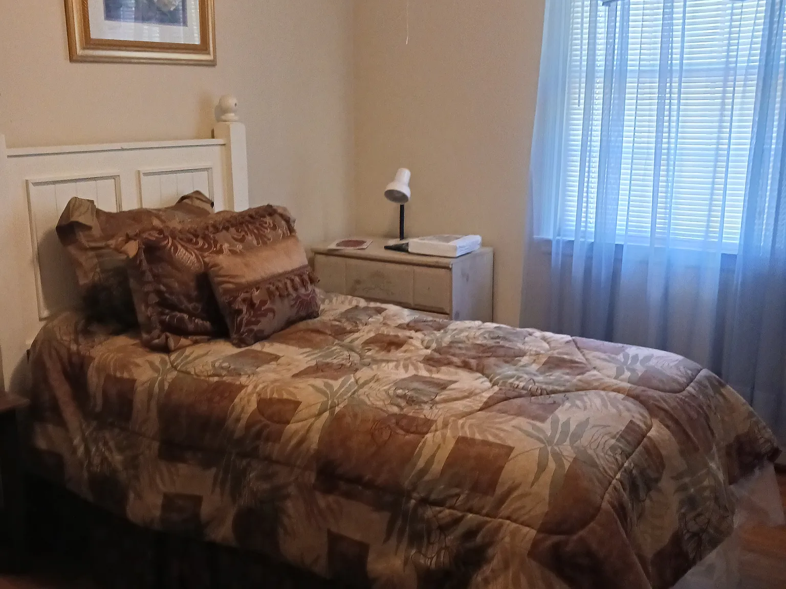 687 Riley Rd — Photo 2