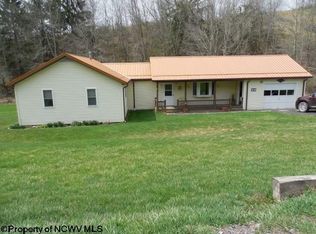 291 Light Chapel Rd, Buckhannon, WV 26201