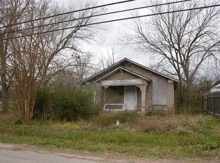 1312 Farquhar St, Navasota, TX 77868