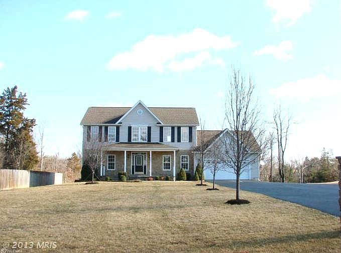 1st image of 208 Fox Chase Dr