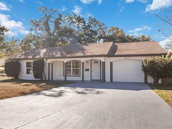 2nd image of 8026 Hunters Whip Row