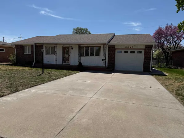 5521 Apache Rd, Great Bend, KS 67530