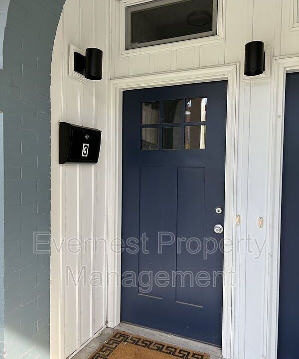 1st image of 1426 Bainbridge St #3