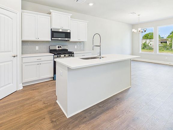 2nd image of 103 Hill Creek Dr