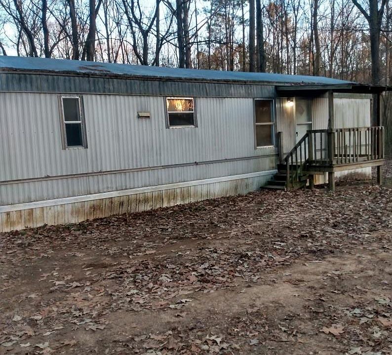 1st image of 275 Kerri Ln W