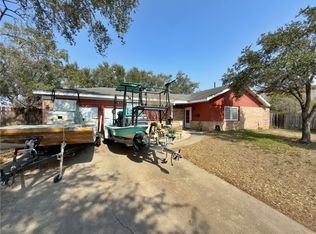 736 Santa Anita Dr, Kingsville, TX 78363