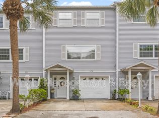 574 Ryans Woods Ln #1, Palm Harbor, FL 34683