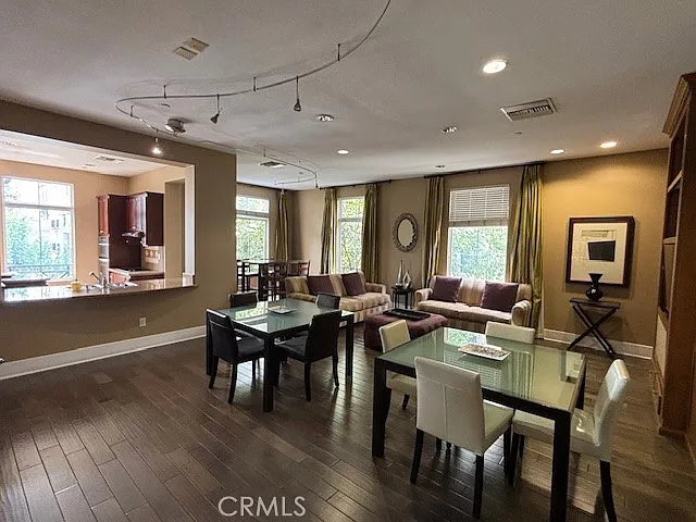 2442 Watermarke Pl — Photo 12